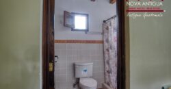 B145- Bonita casa amueblada y equipada en condominio