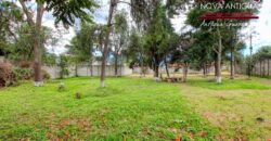 A4232 – Terreno en el centro de Antigua Guatemala