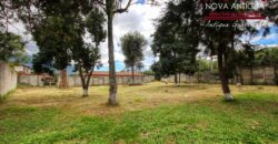 A4232 – Terreno en el centro de Antigua Guatemala