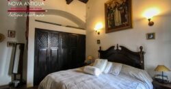 A4231 – Beautiful house within walking distance of Central Park