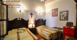 A4231 – Beautiful house within walking distance of Central Park