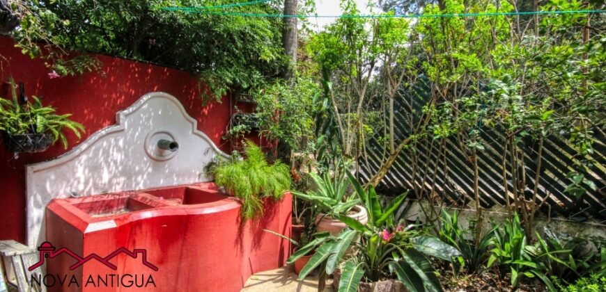 A4231 – Bonita casa a poca distancia del parque Central