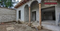 B146 -Bonita casa en construccion en el area del Calvario