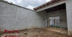 B146 -Bonita casa en construccion en el area del Calvario