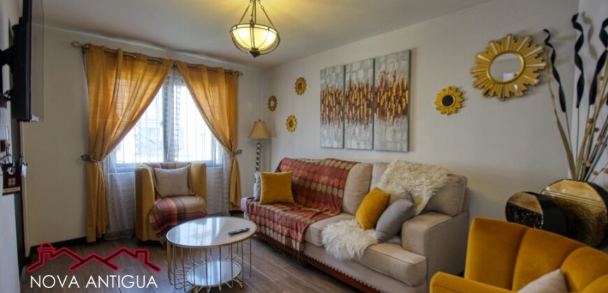 R30 – Nice furnished and equipped house in the Ciudad Vieja area