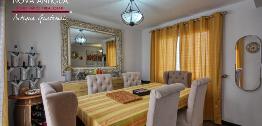 R30 – Nice furnished and equipped house in the Ciudad Vieja area