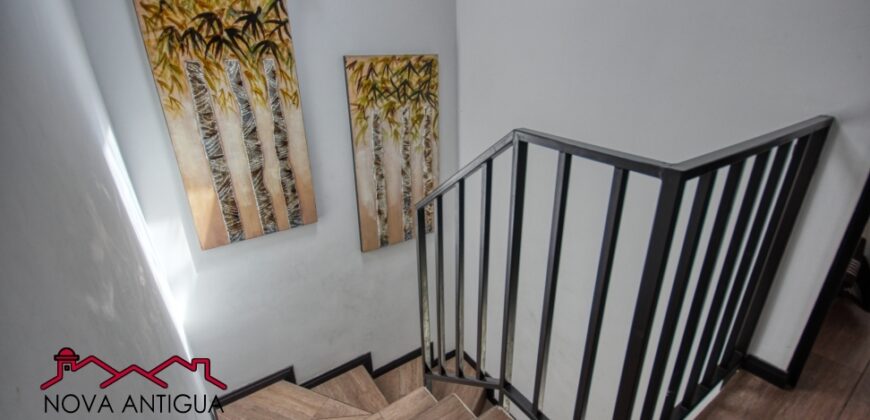 R30 – Nice furnished and equipped house in the Ciudad Vieja area