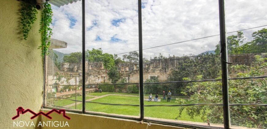 A4233 – Amplia opción de renta con vistas a las ruinas