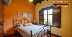 I73- Acogedora casa en condominio en San Pedro Las Huertas