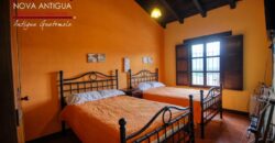 I73- Acogedora casa en condominio en San Pedro Las Huertas