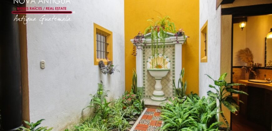 I73- Acogedora casa en condominio en San Pedro Las Huertas