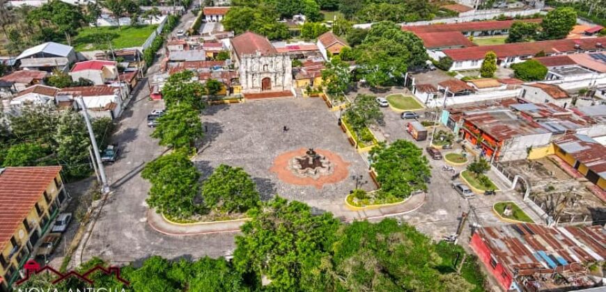 N43 – Beautiful 3 Apartment Complex for Sale