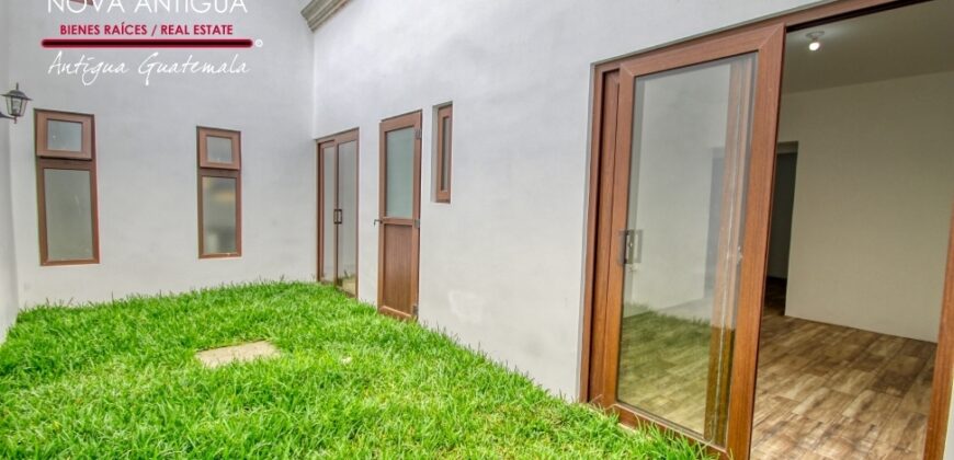 N43 – Beautiful 3 Apartment Complex for Sale