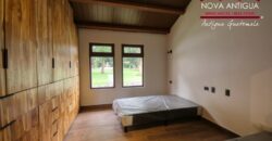 H111 – Hermosa casa en San Pedro el Alto