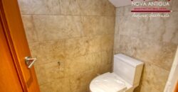 H111 – Hermosa casa en San Pedro el Alto