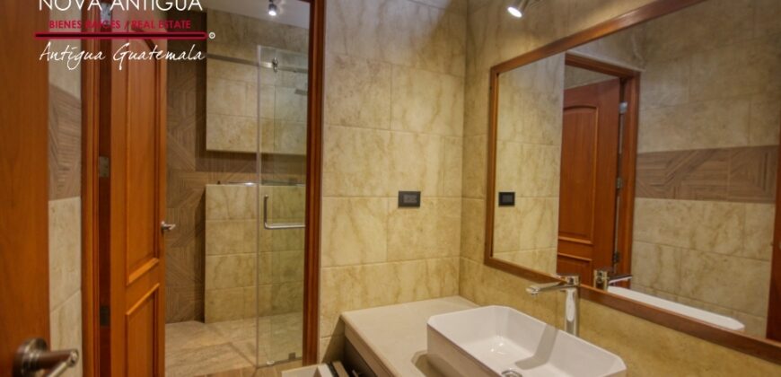 H111 – House for rent in San Pedro el Alto