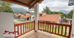 H111 – Hermosa casa en San Pedro el Alto