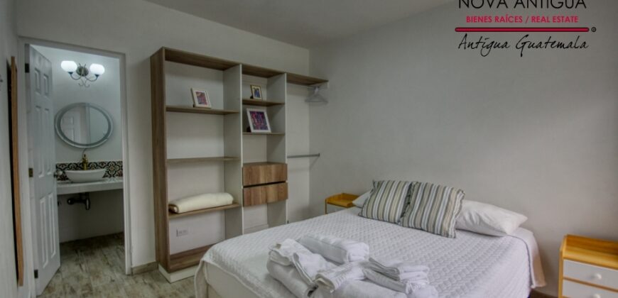 H110 – Casa en renta en el area de San Pedro el Alto