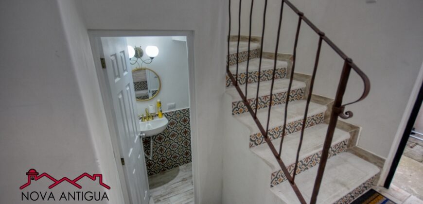 H110 – Casa en renta en el area de San Pedro el Alto