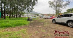 J133 – Terreno sobre carretera totalmente plano