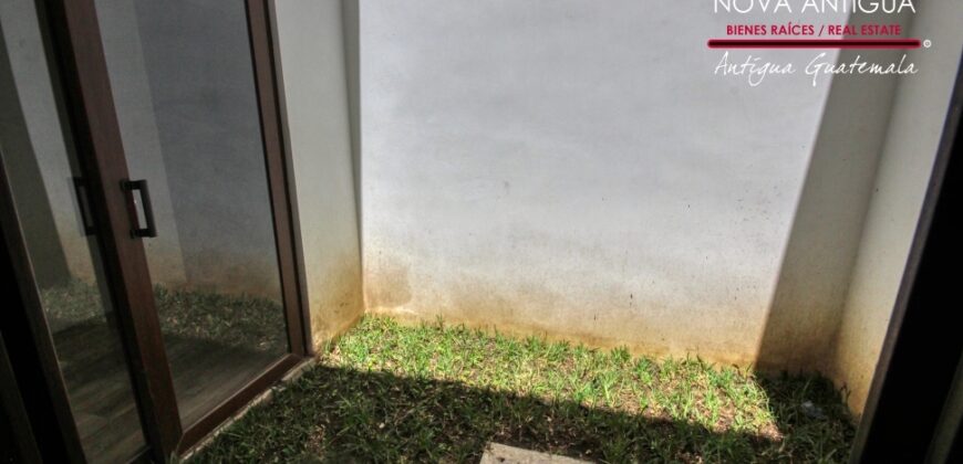 N43 – Bonito complejo de 3 apartamentos en venta