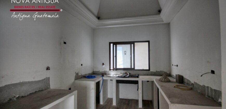 N43 – Bonito complejo de 3 apartamentos en venta