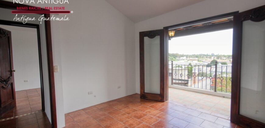 J134 – Incredible sale option in the Ciudad Vieja area
