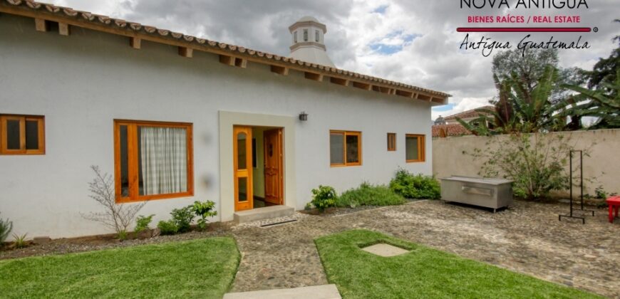 H112 – House for rent in San Pedro el Alto