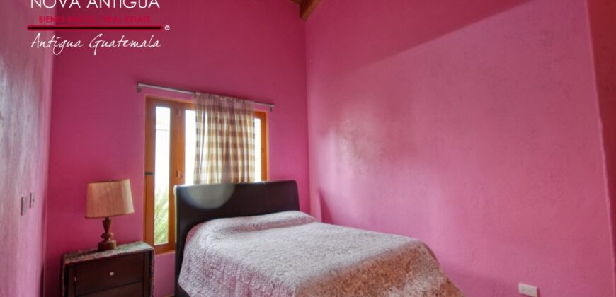 H112 – Casa de un nivel en San Pedro el Alto