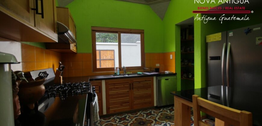 H112 – Casa de un nivel en San Pedro el Alto