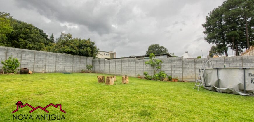 H112 – Casa de un nivel en San Pedro el Alto