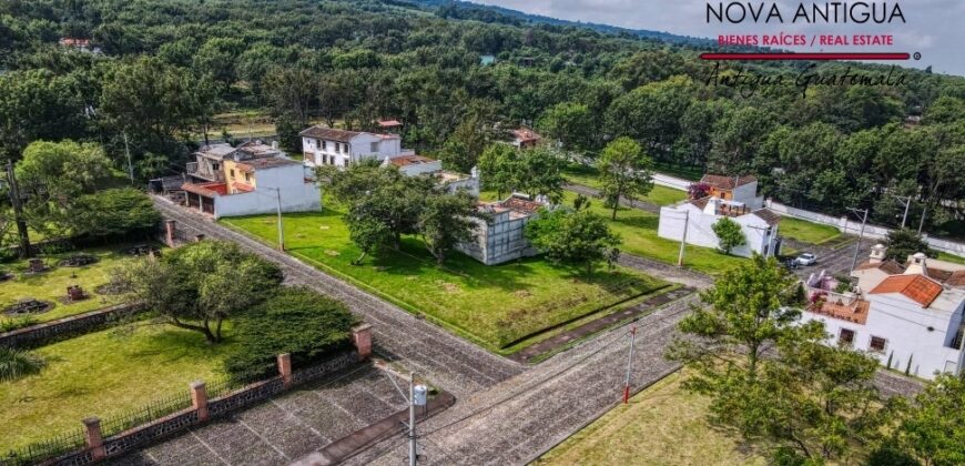 R374 – Terreno en Antigua Gardens