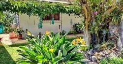 A260 – Casa en renta de 3 habitaciones amueblada.