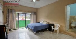 J135 – Casa en venta en Villas de Santiago.