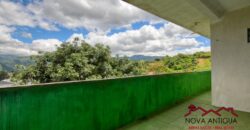 J135 – Casa en venta en Villas de Santiago.