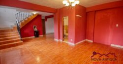 J135 – House for sale in Villas de Santiago.