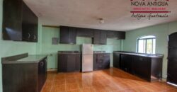 J135 – House for sale in Villas de Santiago.