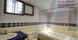 D71 – Casa de esquina en residencial en el area de Panorama