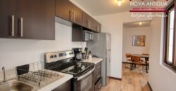 J137 – House in a residential area in Ciudad Vieja