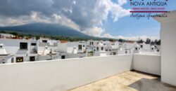 J137 – Casa en residencial en el area de Ciudad vieja