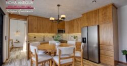 R32 – Bonita casa en residencial Antigua Gardens