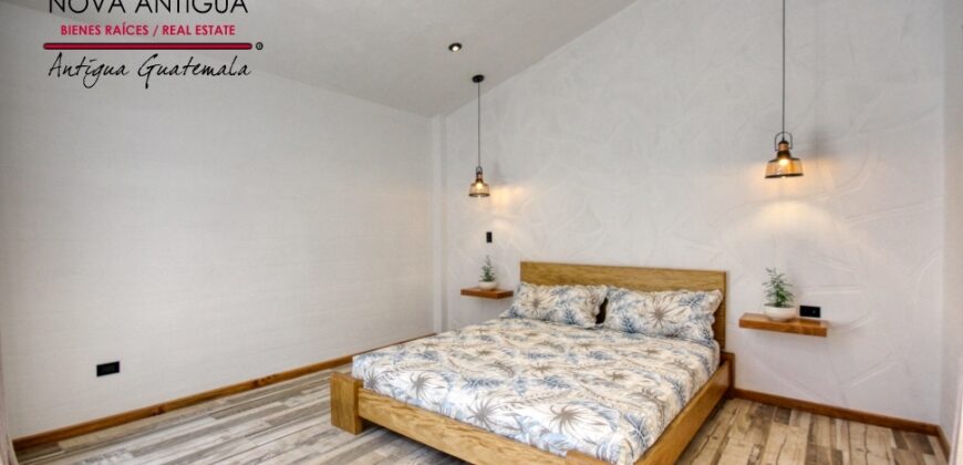 R32 – Beautiful house in residential Antigua Gardens