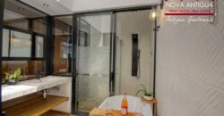 R32 – Beautiful house in residential Antigua Gardens