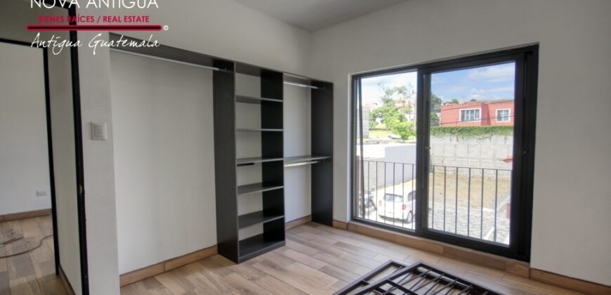 T108 – Unfurnished house in San Miguel Buena Vista residential area