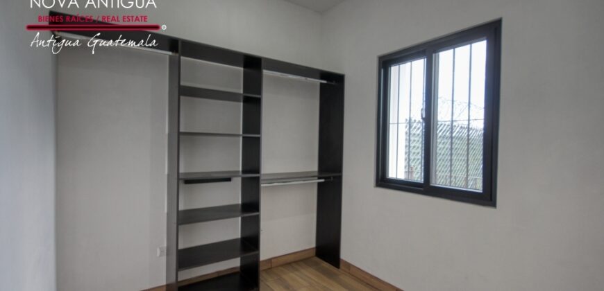 T108- Casa sin muebles en residencial San Miguel Buena Vista