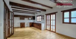 T49 – Casa en construccion dentro de condominio