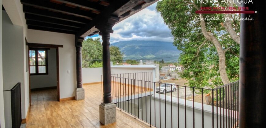 T49 – House Under Construction Inside Gated Community