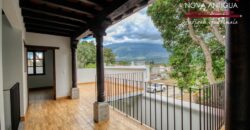 T49 – Casa en construccion dentro de condominio