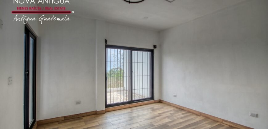 T108 – Unfurnished house in San Miguel Buena Vista residential area