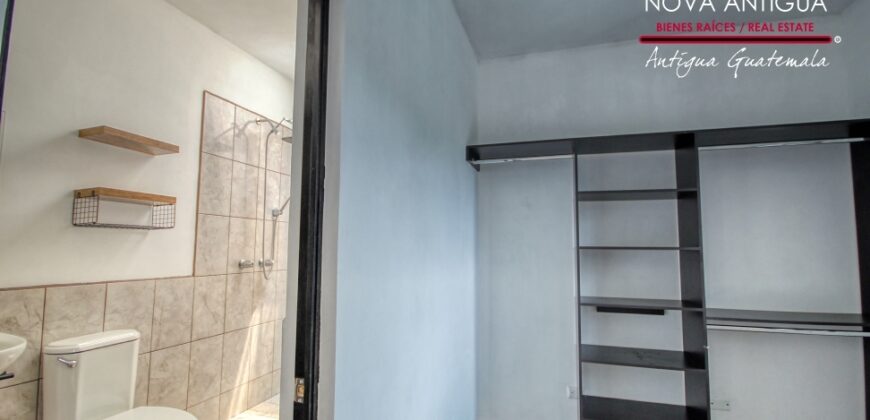 T108 – Unfurnished house in San Miguel Buena Vista residential area